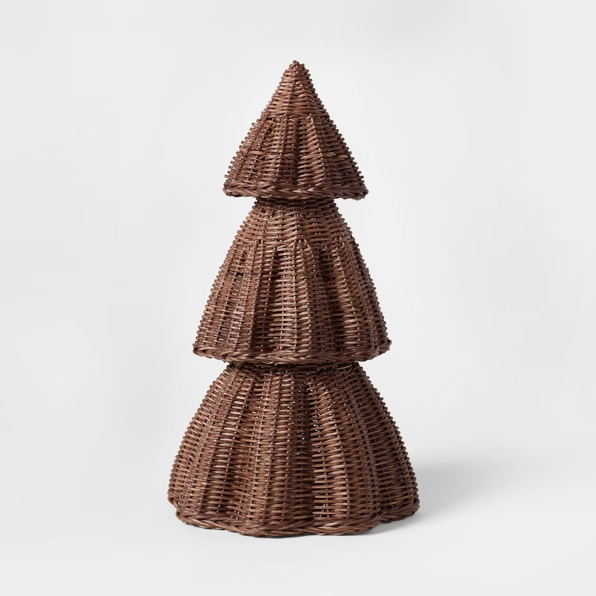 Large scalloped rattan christmas tree | Decoración navideña